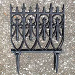12 pc english vintage style garden fence