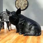 aluminum lifes ize pig statue in black or gold