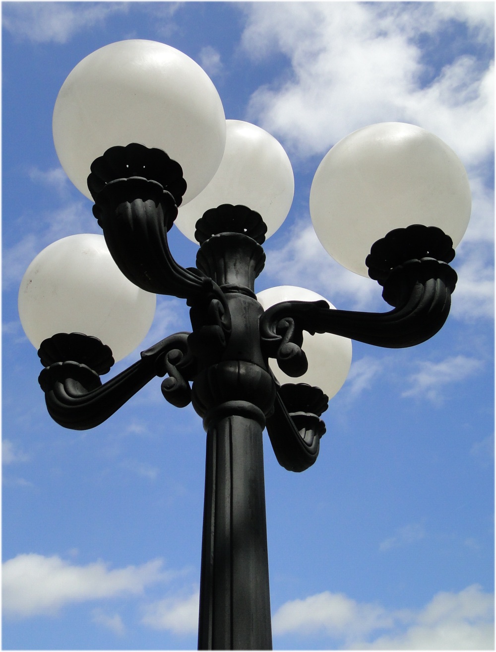 Outdoor 5 Arm Pole Light 9 Foot, Five Globe Lamp Post