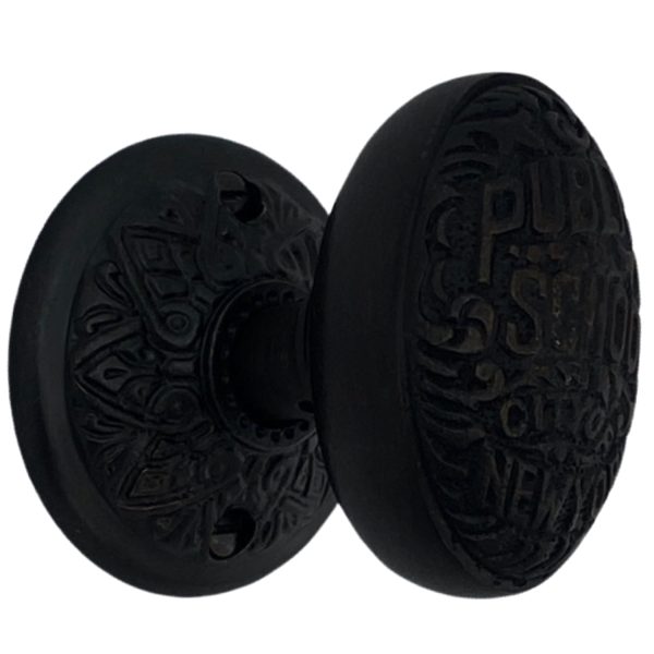 spade round rosette passage set in oil rubbed bronze with new york door knobs