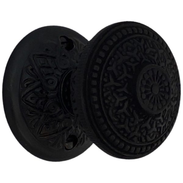 spade round rosette privacy set in oil rubbed bronze with rice door knobs
