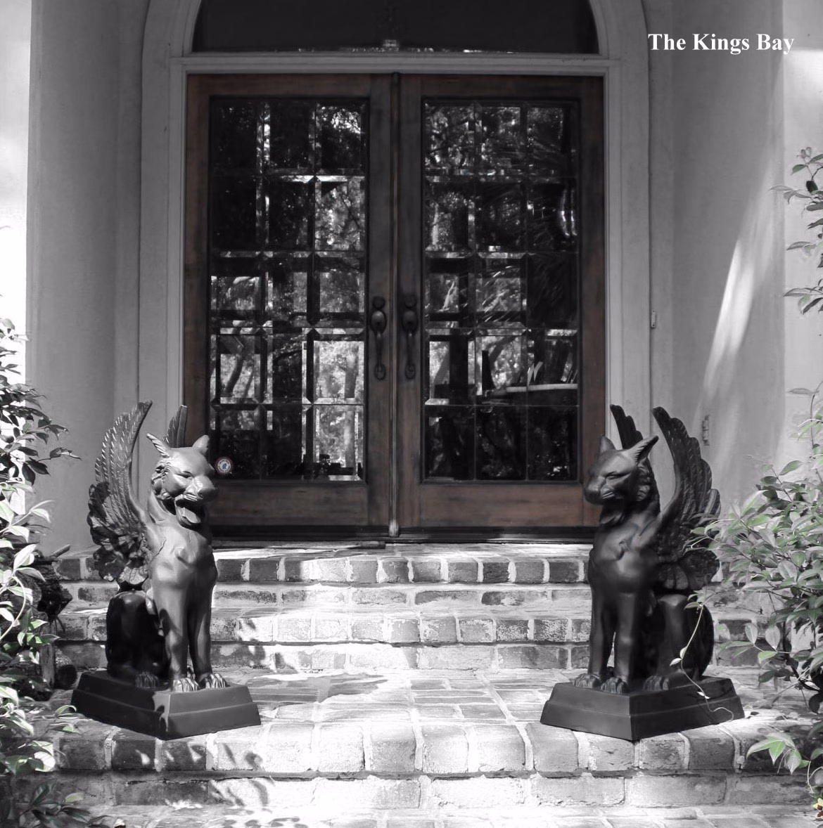 winged cat gargoyle or griffin aluminum statue gold finish