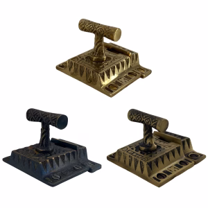 square surface spring latch in brass